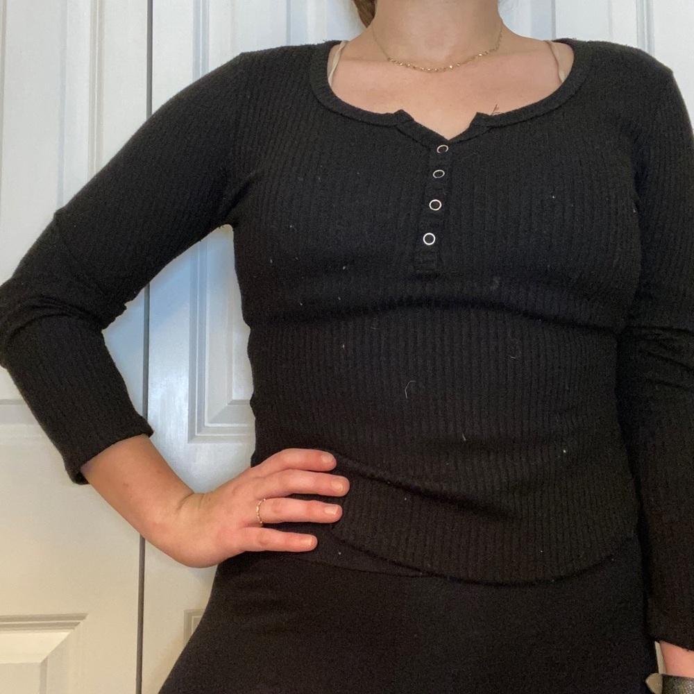 Black mid button Long Sleeve